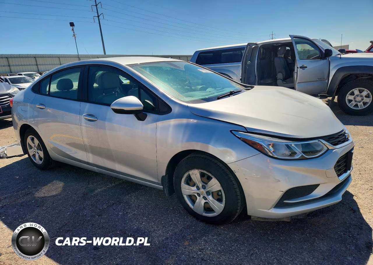 2017 Chevrolet Cruze Ls VIN:1G1BC5SM2H7136543 - 4