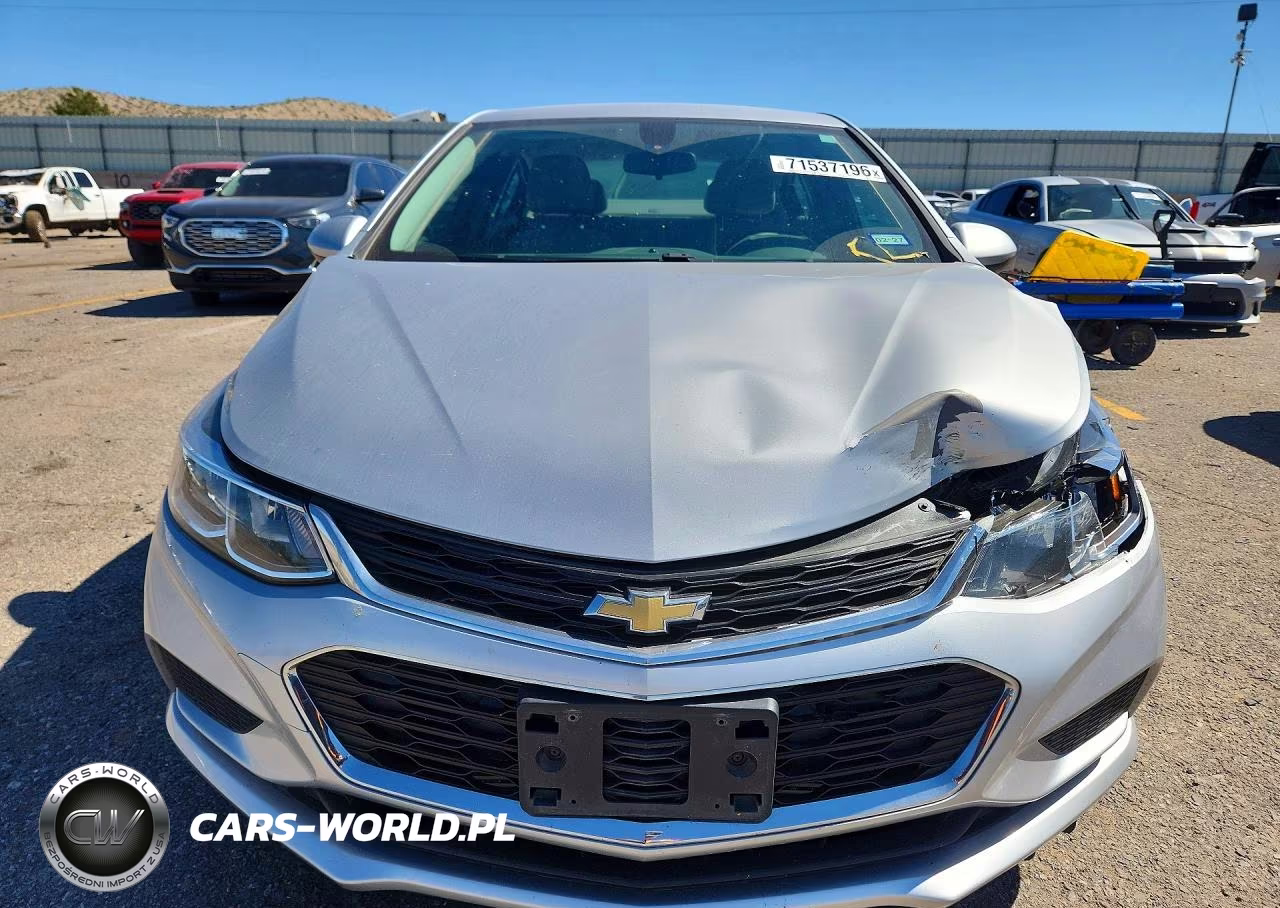 2017 Chevrolet Cruze Ls VIN:1G1BC5SM2H7136543 - 5