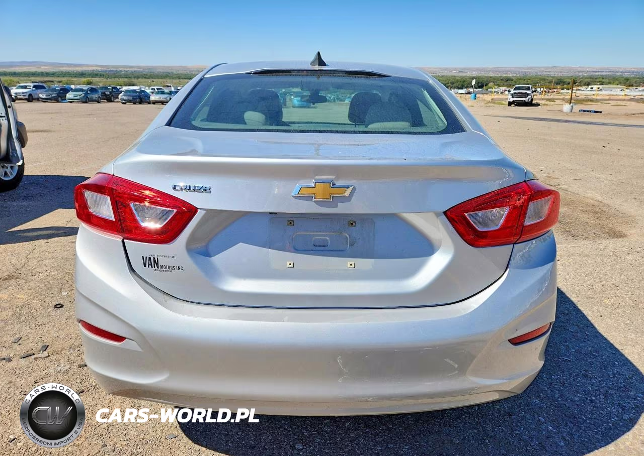 2017 Chevrolet Cruze Ls VIN:1G1BC5SM2H7136543 - 6