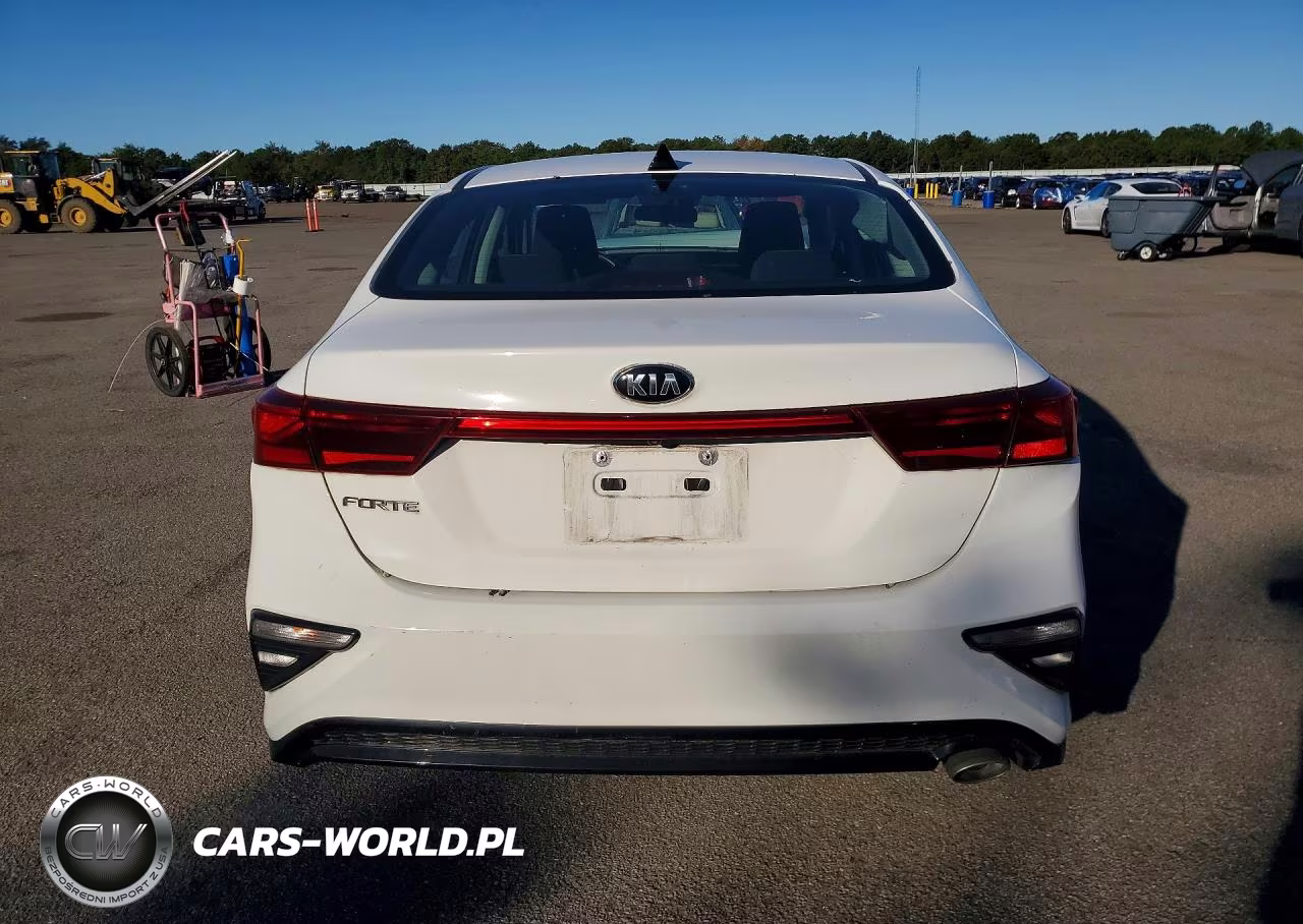 2020 Kia Forte Lxs VIN:3KPF24AD3LE206938 - 6