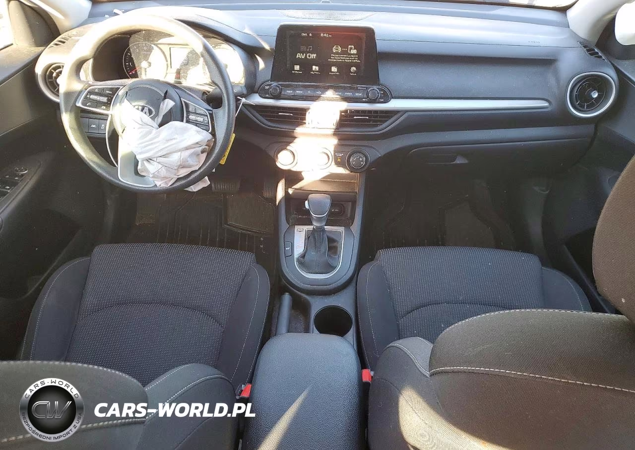 2020 Kia Forte Lxs VIN:3KPF24AD3LE206938 - 8