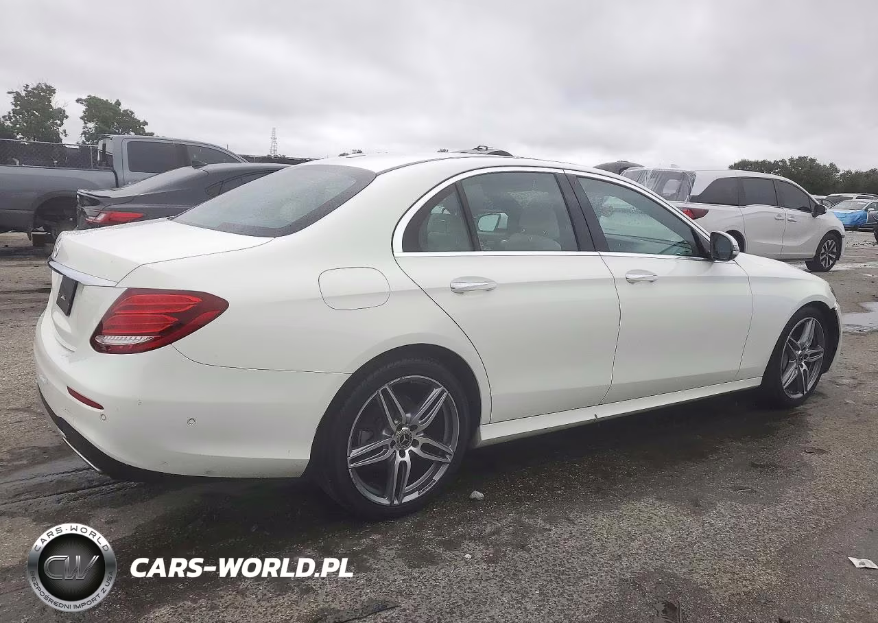 2018 Mercedes-Benz E 300 VIN:WDDZF4JB4JA487945 - 3