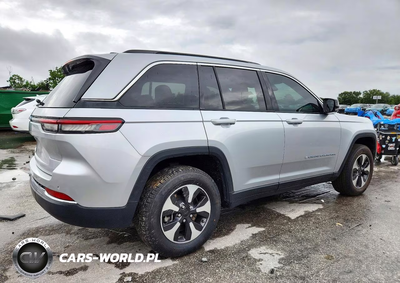 2024 Jeep Grand Cherokee Limited 4Xe VIN:1C4RJYB62RC115280 - 3