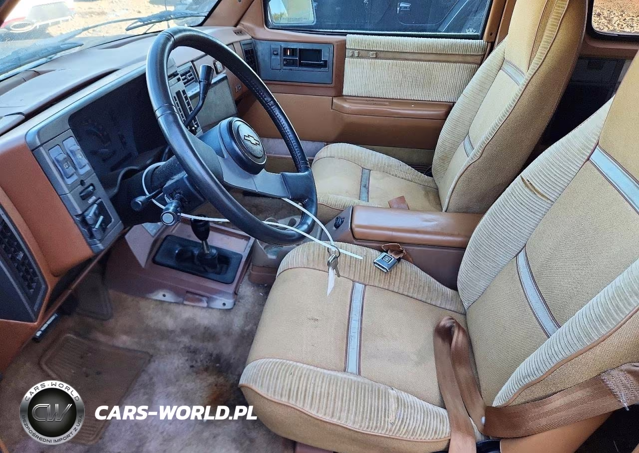 1988 Chevrolet Blazer S10 VIN:1GNCT18Z9J0159654 - 7