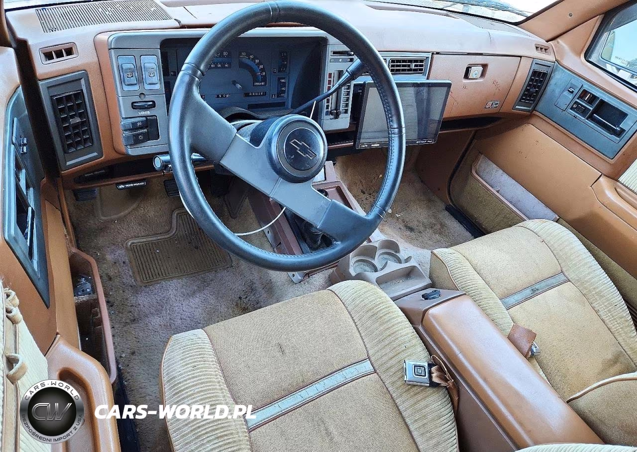 1988 Chevrolet Blazer S10 VIN:1GNCT18Z9J0159654 - 8