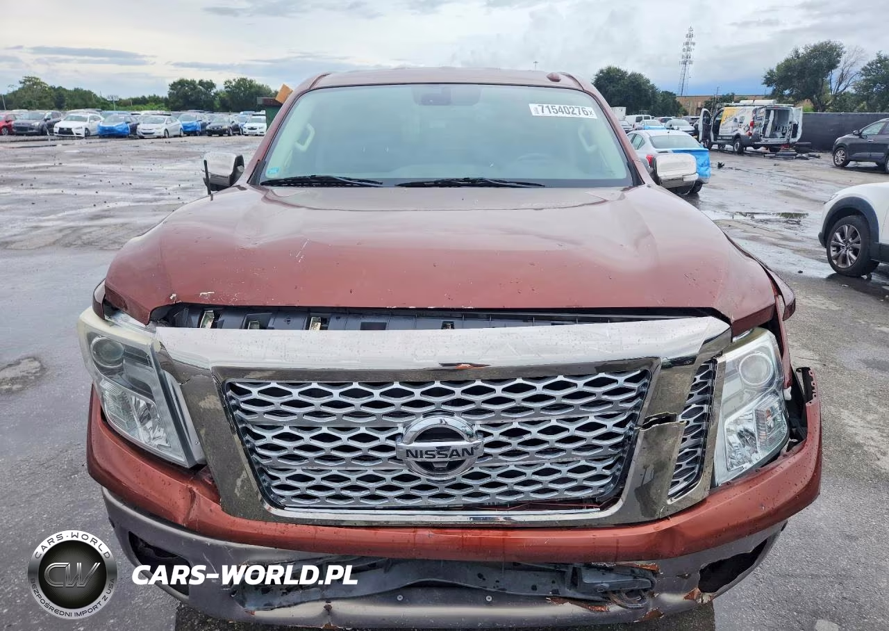2017 Nissan Titan Platinum Reserve VIN:1N6AA1E51HN516813 - 5