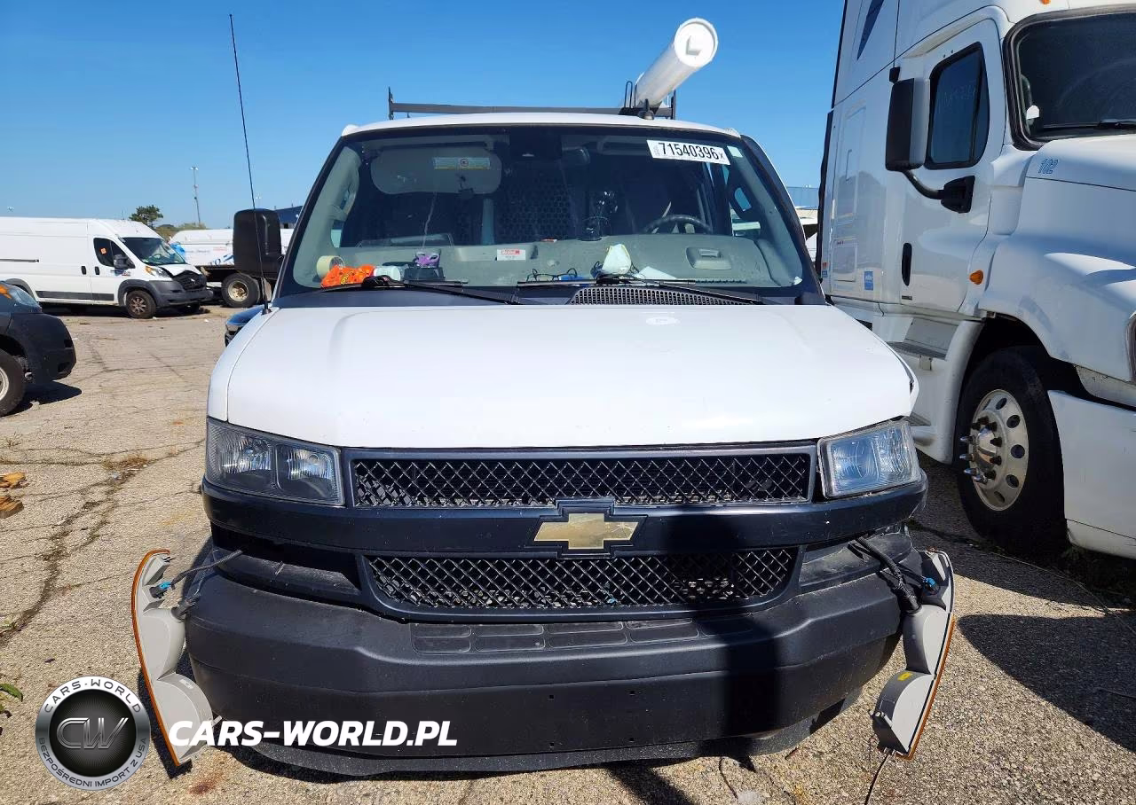 2020 Chevrolet Express VIN:1GCWGAFG9L1277681 - 5