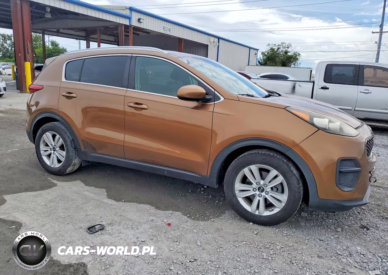 2018 Kia Sportage Lx VIN:KNDPM3AC9J7465513 - 4