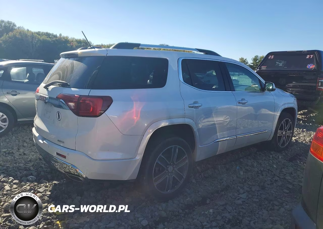 2018 GMC Acadia Denali VIN:1GKKNXLS2JZ118469 - 3