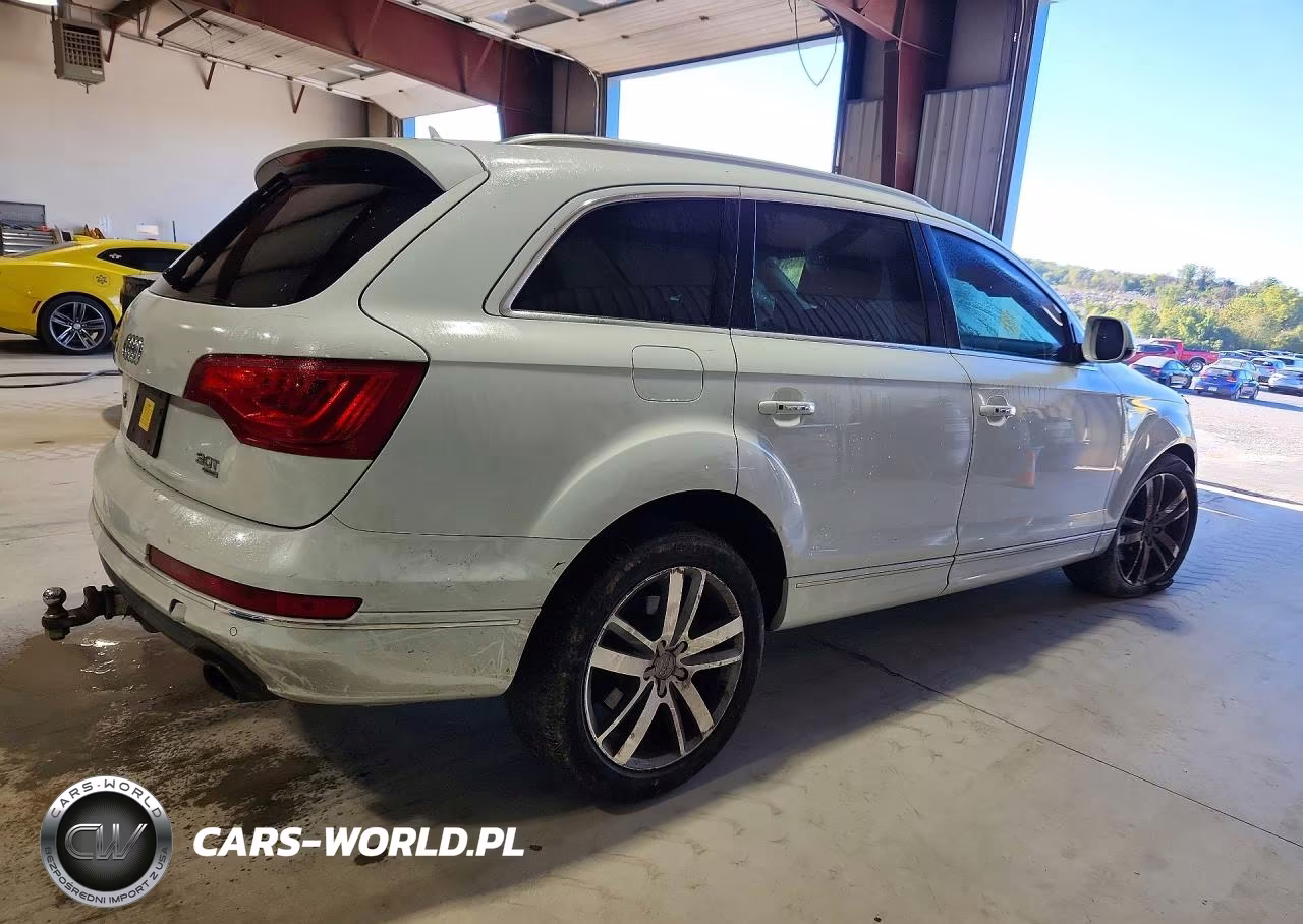 2015 Audi Q7 Premium Plus VIN:WA1LGAFEXFD010337 - 3