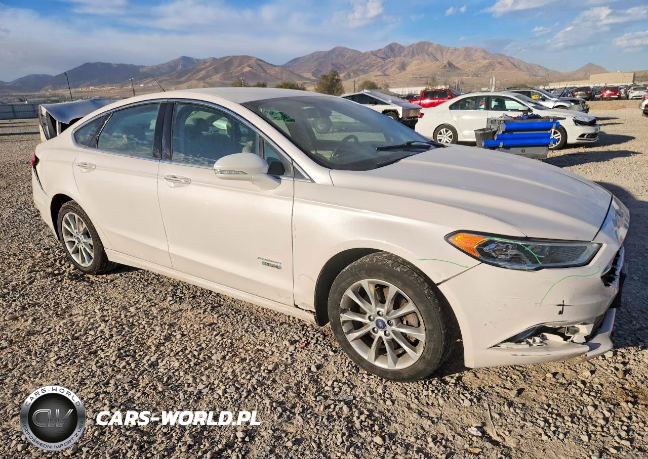 2017 Ford Fusion Se Phev VIN:3FA6P0PU4HR285088 - 4