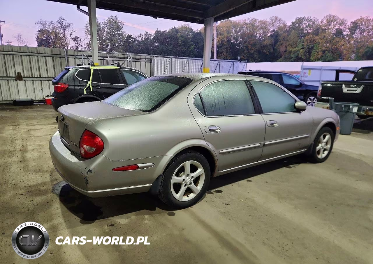 2001 Nissan Maxima VIN:JN1CA31D81T620952 - 3