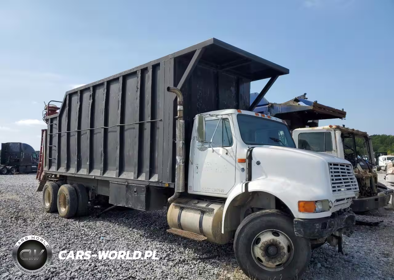 1998 International 8100 Grapple Truck