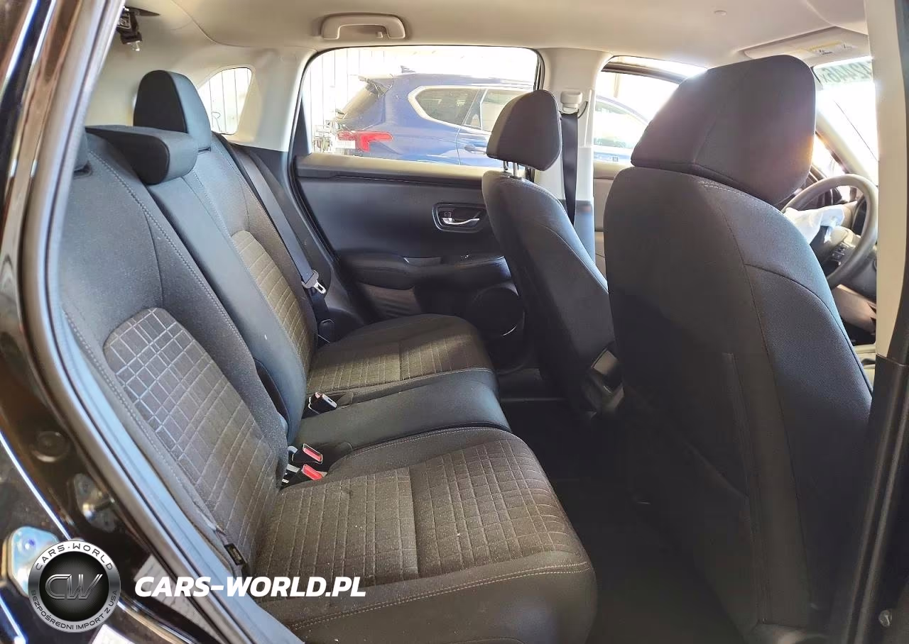 2025 Honda Hr-V Lx VIN:3CZRZ2H3XSM777061 - 10