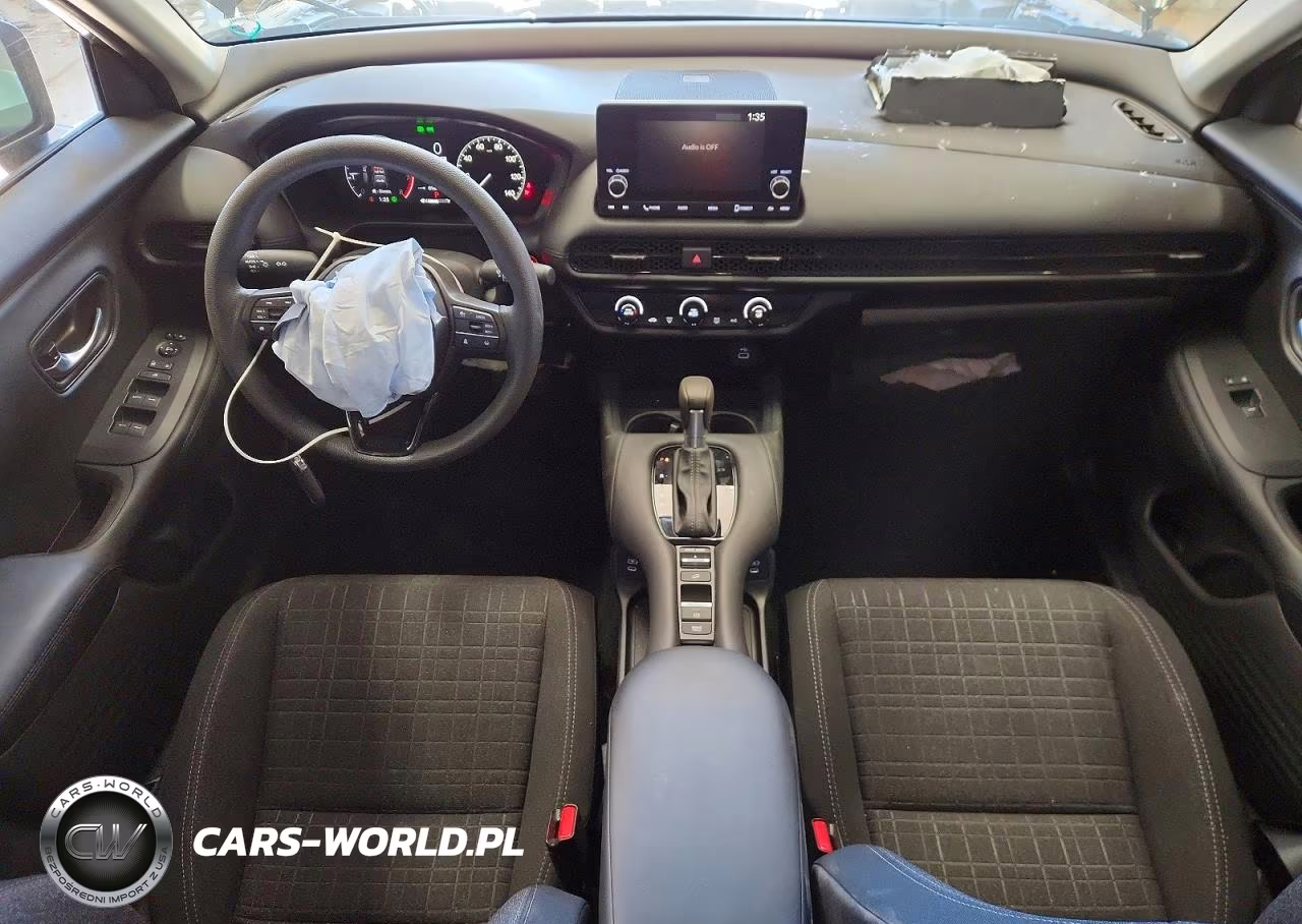 2025 Honda Hr-V Lx VIN:3CZRZ2H3XSM777061 - 8