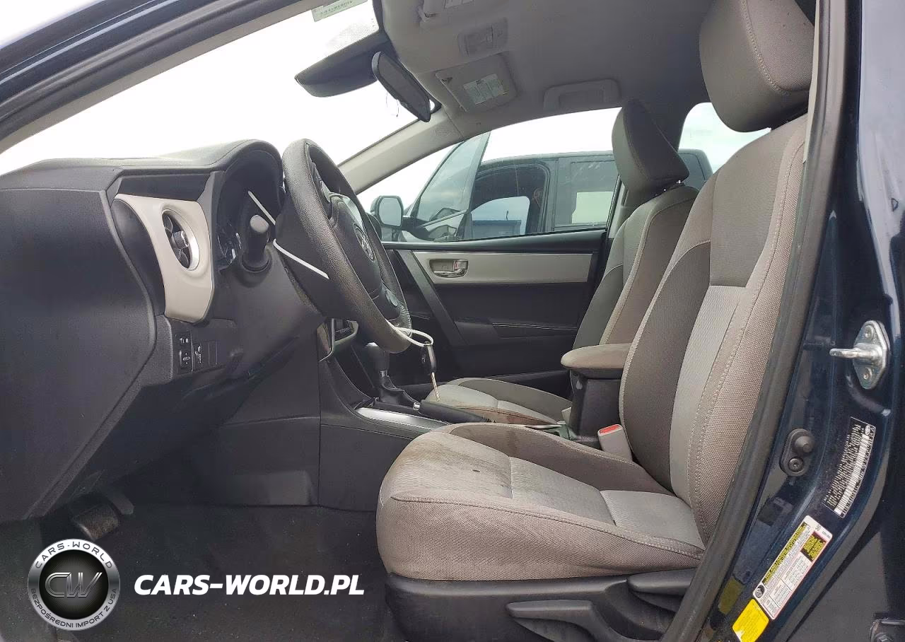 2018 Toyota Corolla Le VIN:5YFBURHE4JP851470 - 7