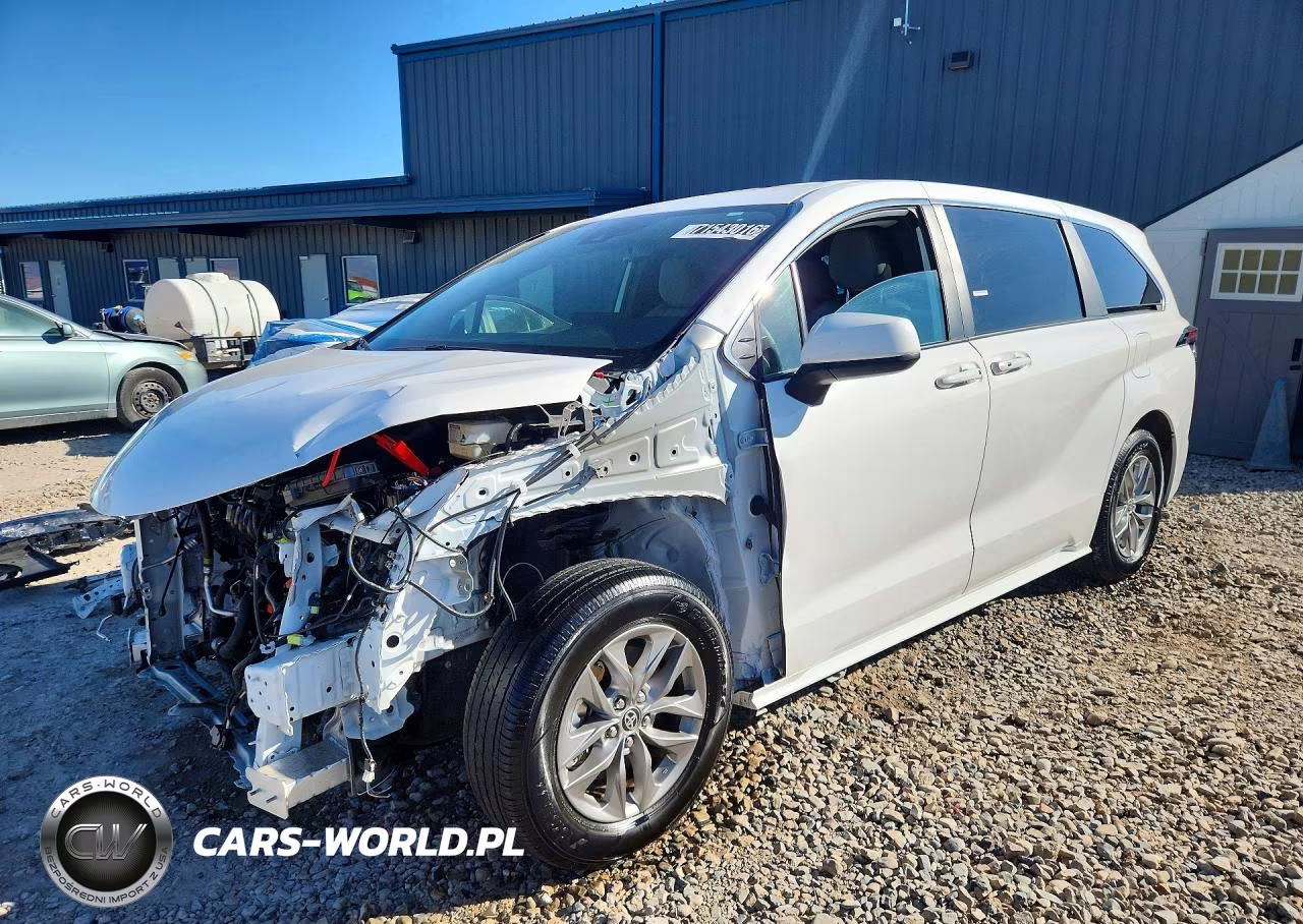 2026 Toyota Sienna Le – zdjęcie 1 z 14