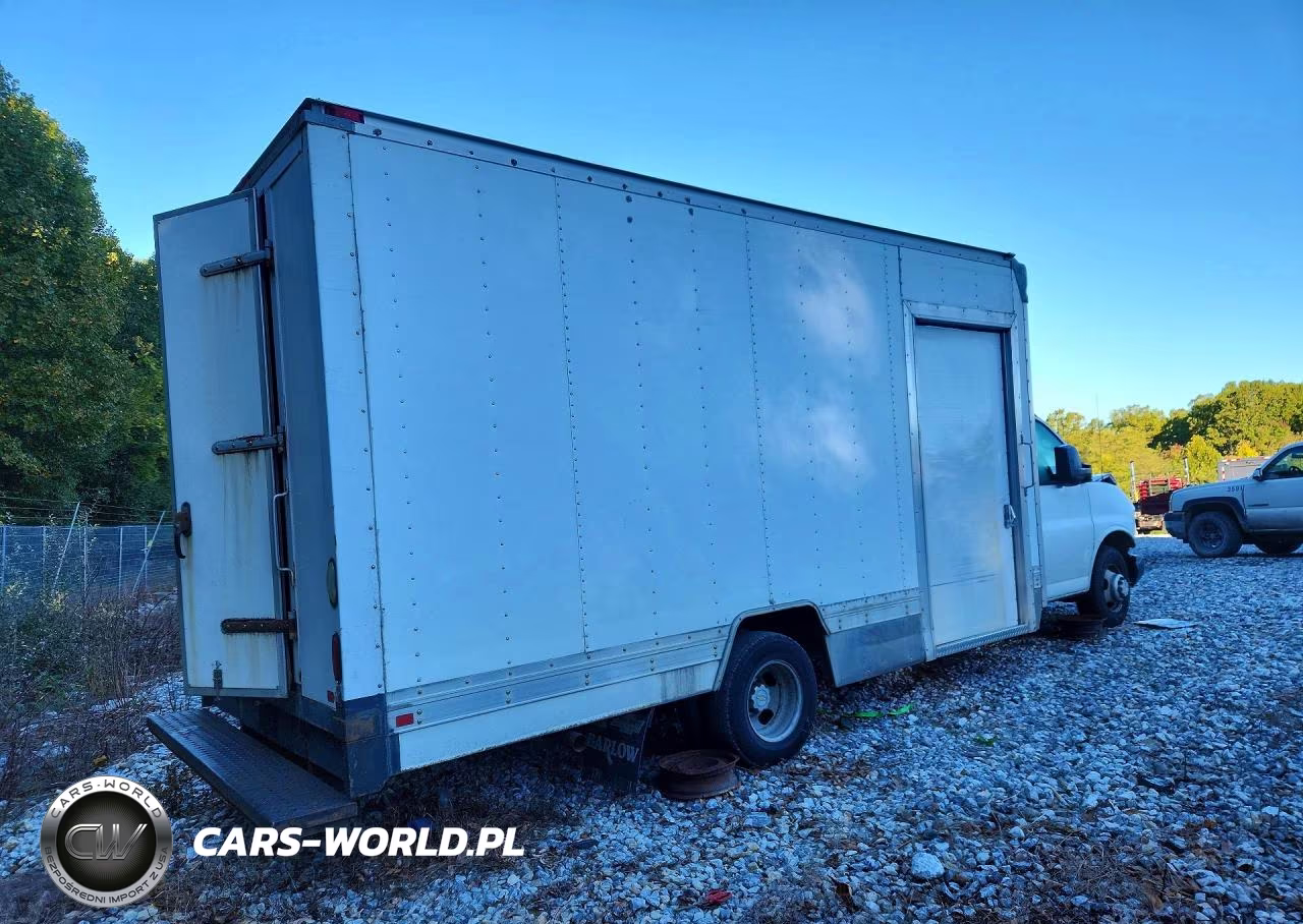 2013 Chevrolet Express G3500 Delivery Van VIN:1GB3G4BG4D1157092 - 3