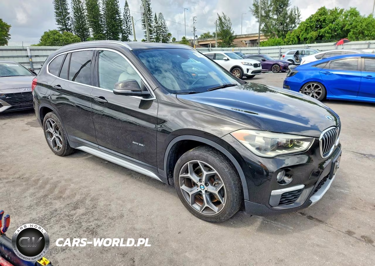 2017 BMW X1 xDrive28I VIN:WBXHT3C33H5F70600 - 4