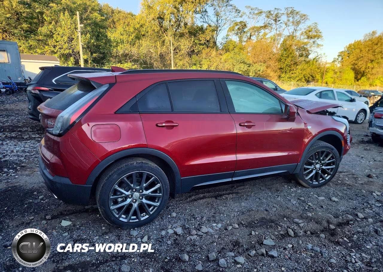 2019 Cadillac Xt4 Sport VIN:1GYFZFR44KF156531 - 3