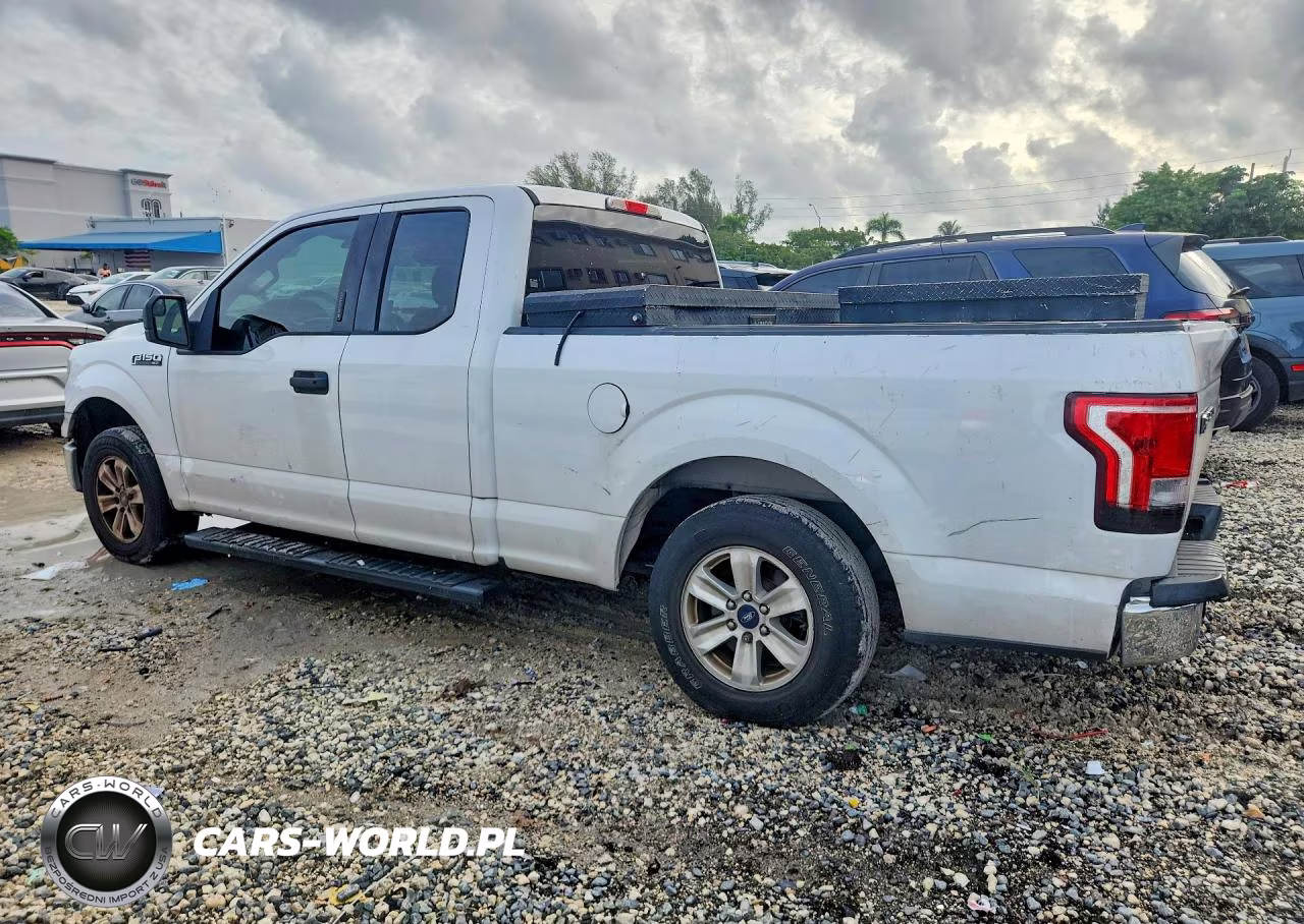 2017 Ford F150 Super Cab VIN:1FTEX1C83HKC28020 - 2