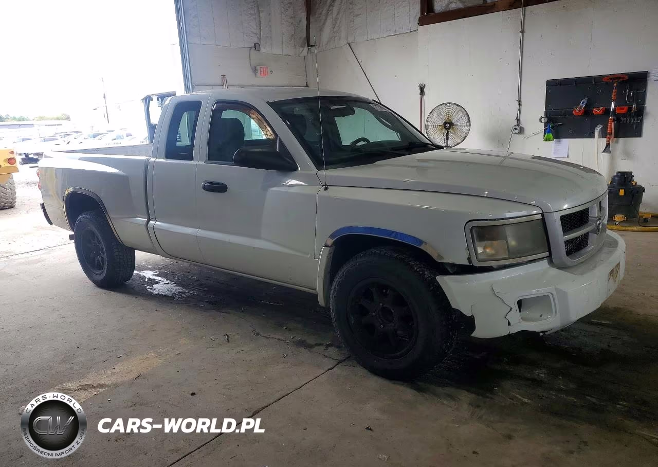 2011 Dodge Dakota Slt VIN:1D7RE3BK2BS581815 - 4