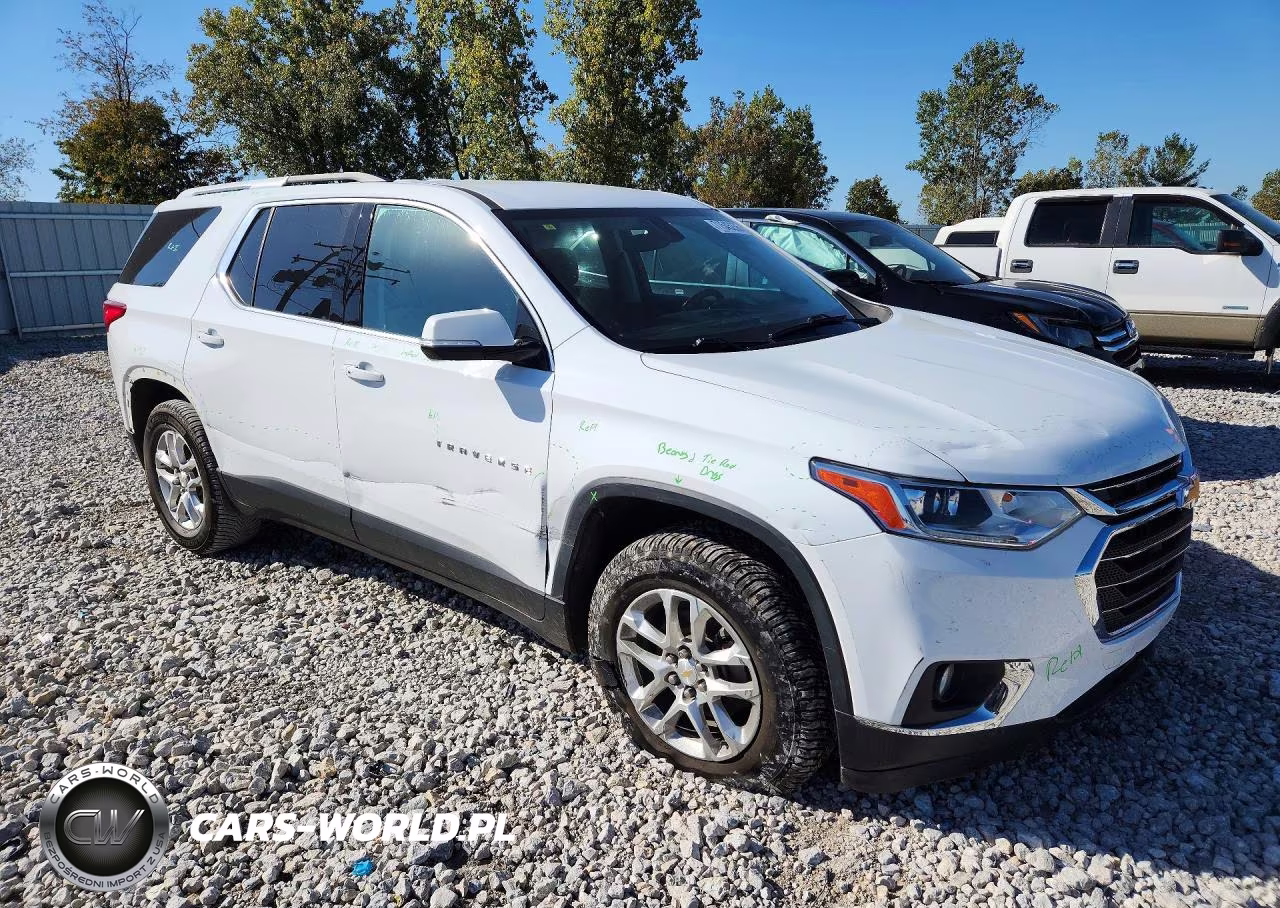 2018 Chevrolet Traverse Lt VIN:1GNEVGKW4JJ143215 - 4
