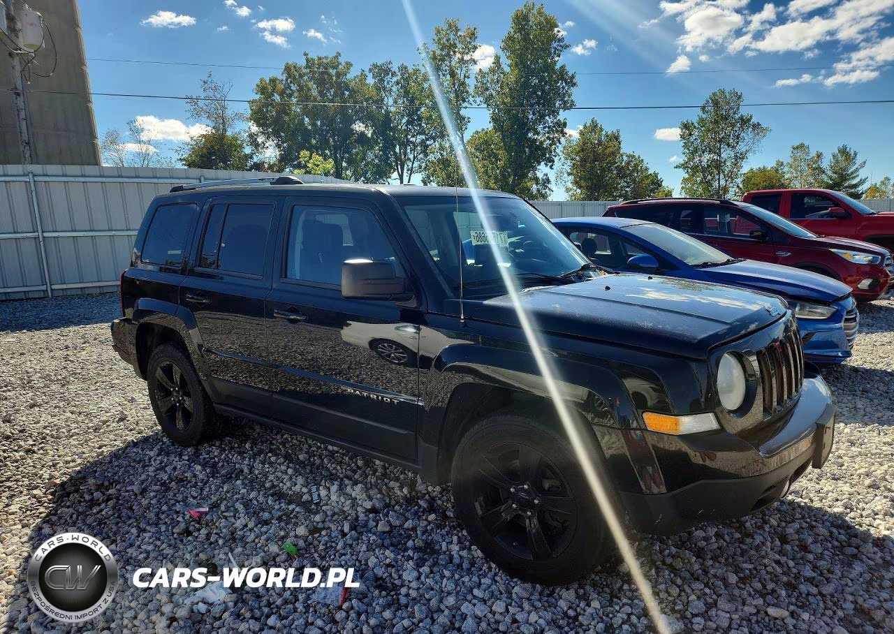 2012 Jeep Patriot Latitude VIN:1C4NJPFBXCD690275 - 4