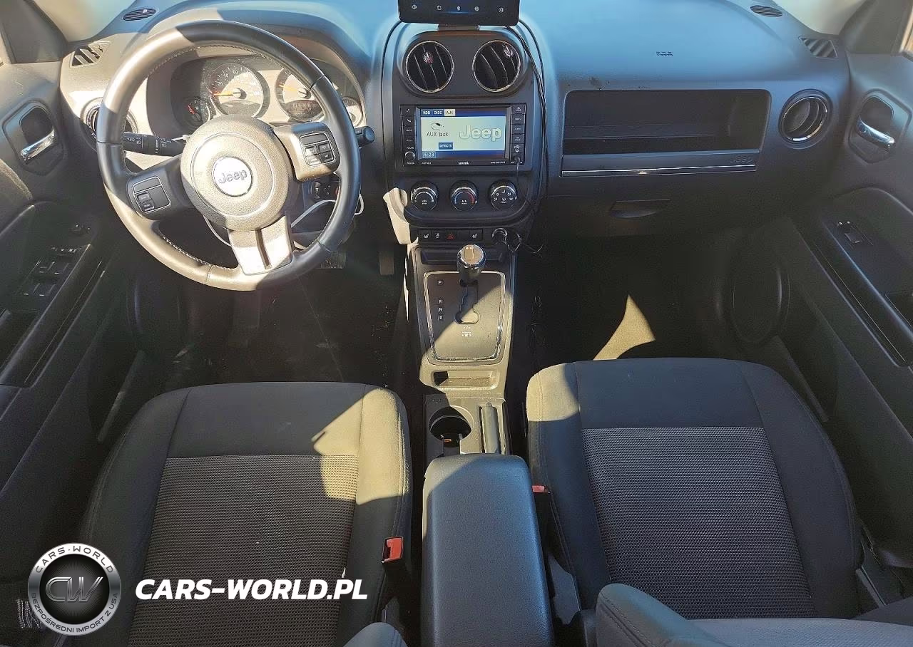 2012 Jeep Patriot Latitude VIN:1C4NJPFBXCD690275 - 8