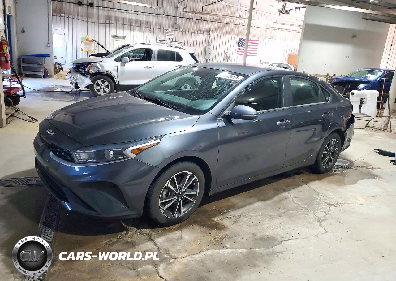 2022 Kia Forte Lxs VIN:3KPF24AD8NE471289 - 1