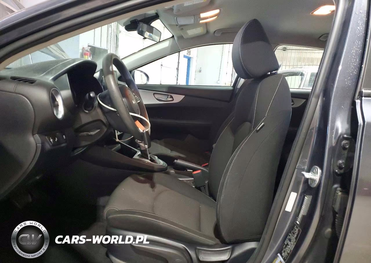 2022 Kia Forte Lxs VIN:3KPF24AD8NE471289 - 7