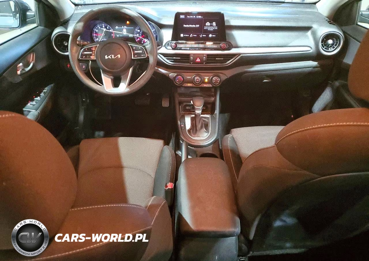 2022 Kia Forte Lxs VIN:3KPF24AD8NE471289 - 8