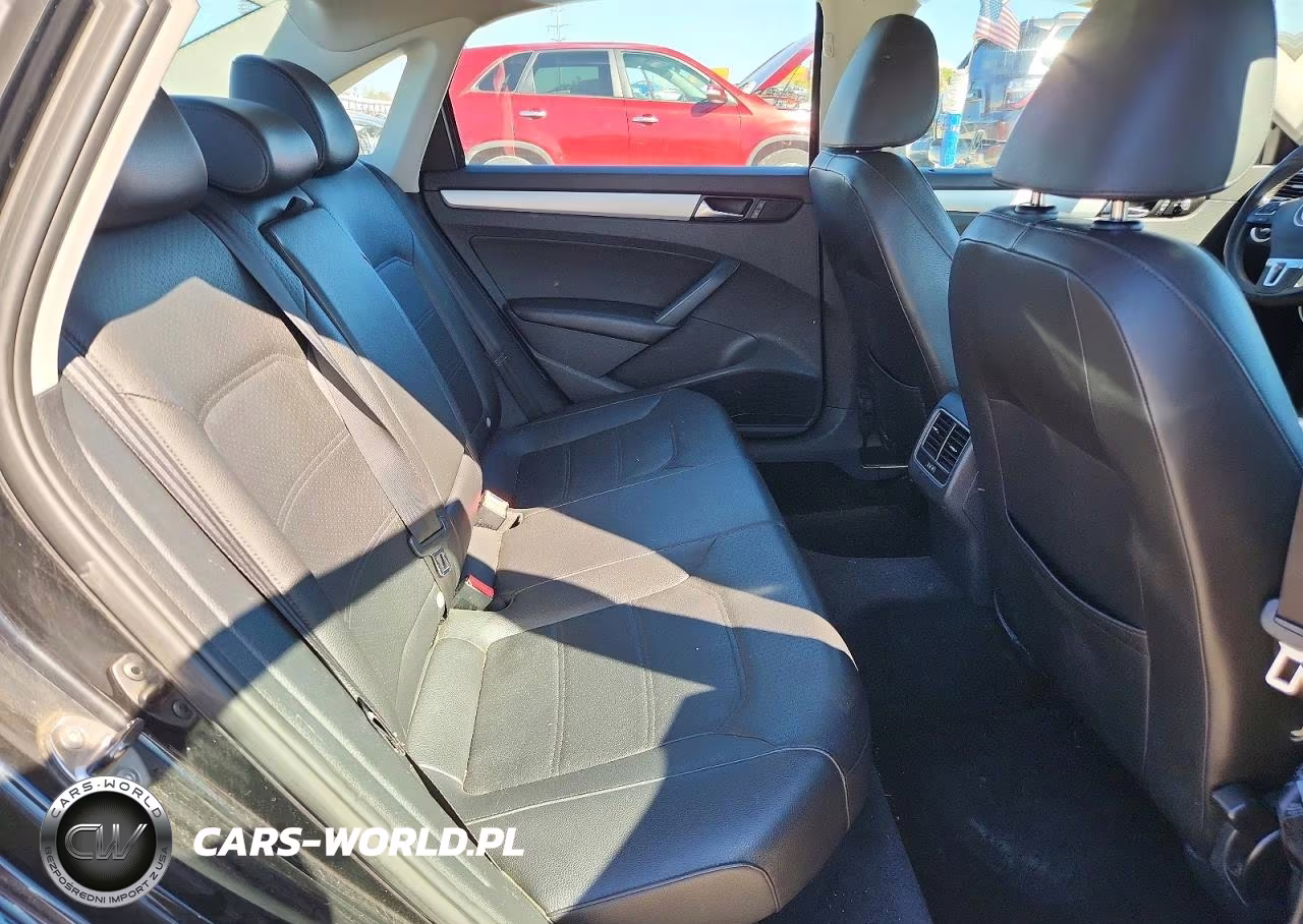 2013 Volkswagen Passat Se VIN:1VWBP7A38DC112150 - 10