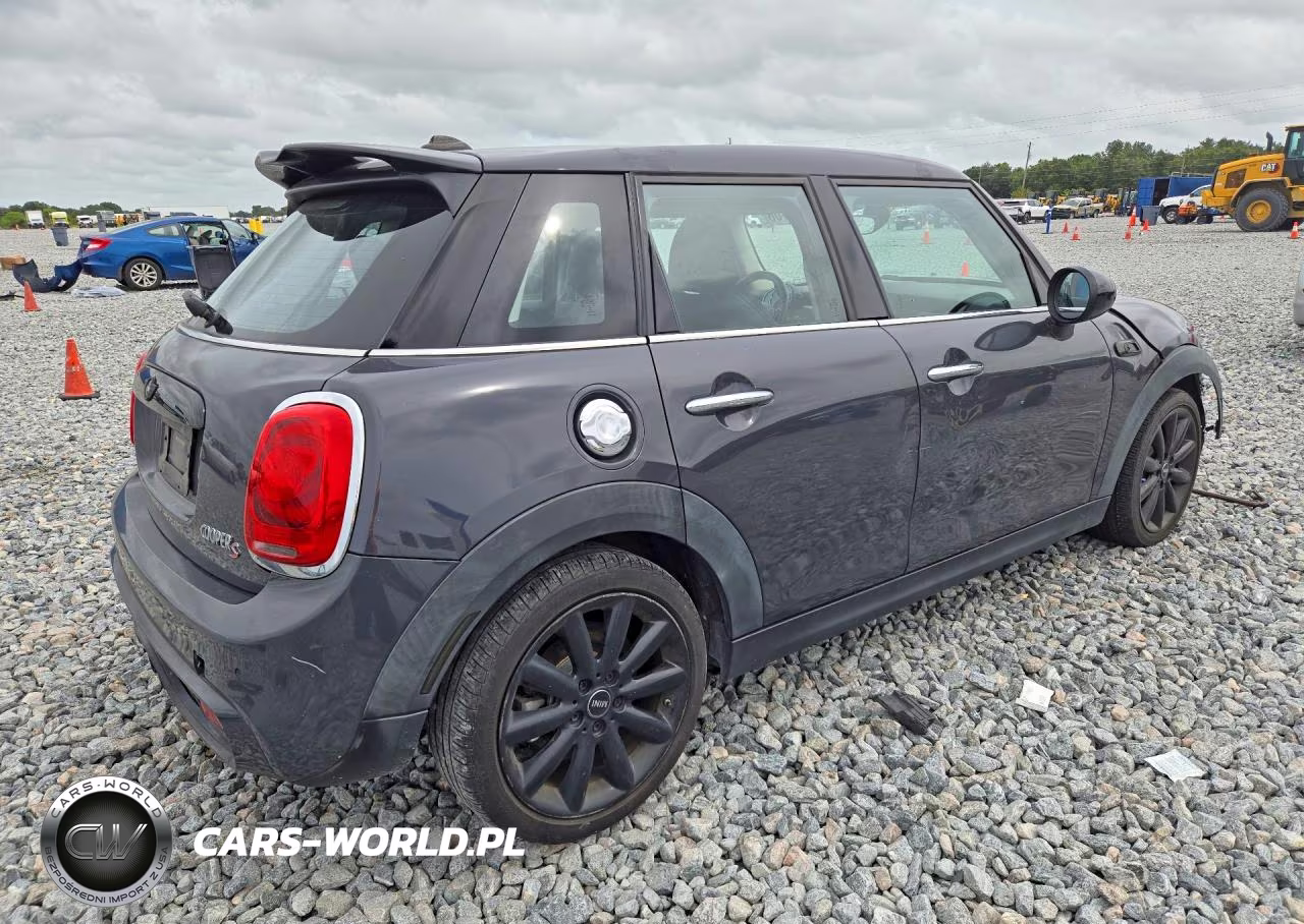 2017 Mini Cooper S VIN:WMWXU3C3XH2F49666 - 3