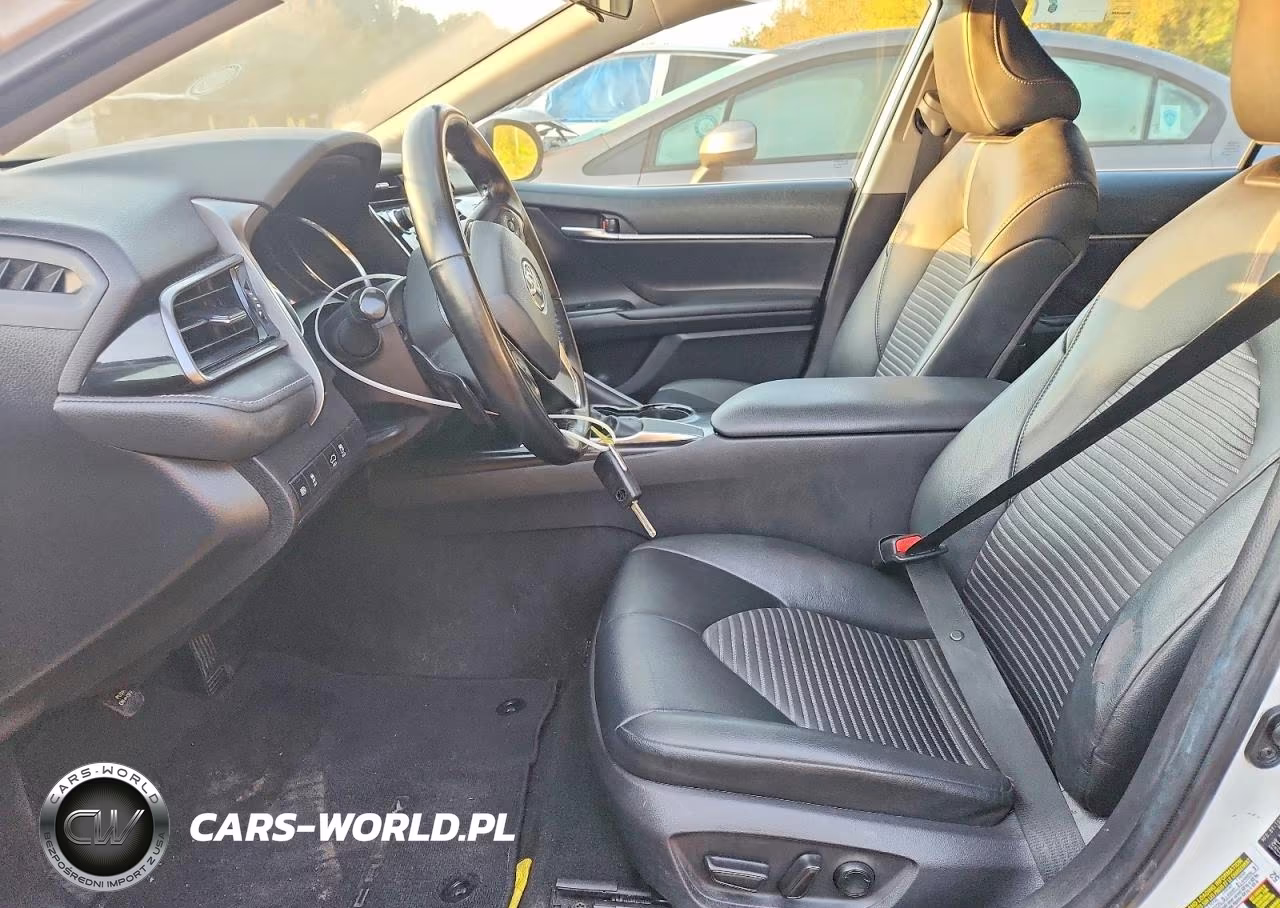 2020 Toyota Camry Se VIN:4T1G11AK3LU506755 - 7