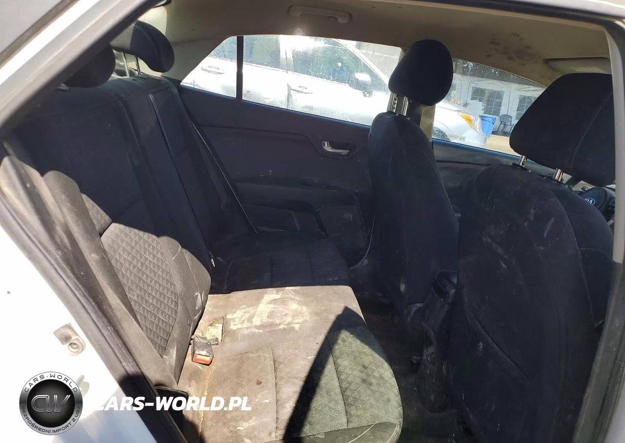 2019 Kia Rio S VIN:3KPA24AB9KE233116 - 10