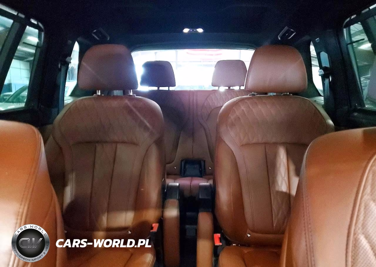 2024 BMW X7 xDrive40I VIN:5UX23EM09R9S34474 - 10