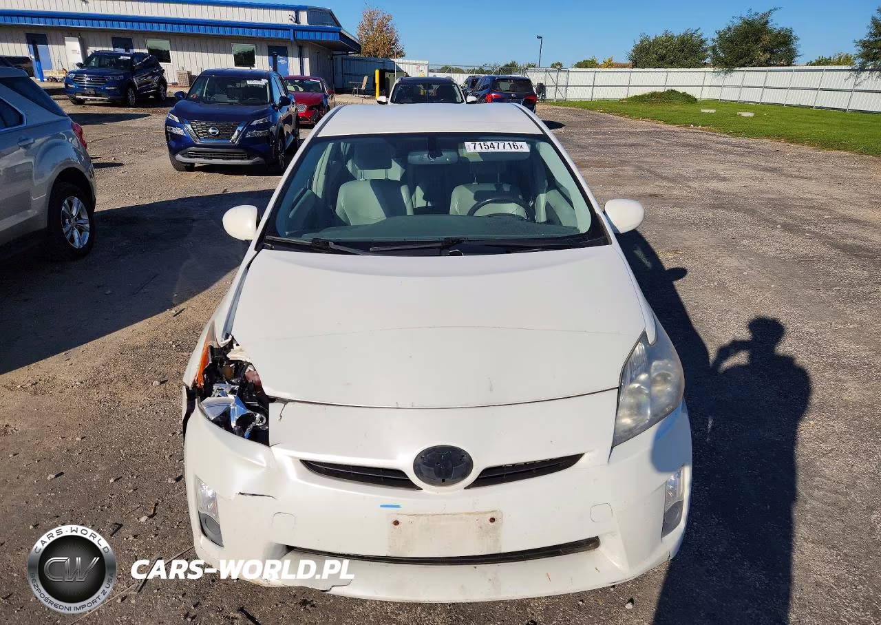 2011 Toyota Prius Four VIN:JTDKN3DU1B0320522 - 5