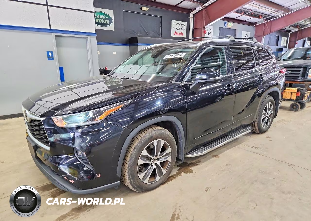 2021 Toyota Highlander Xle