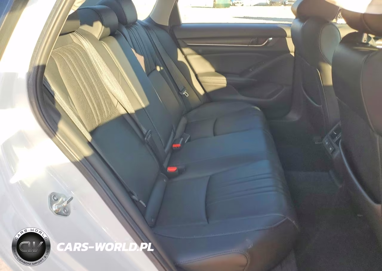 2021 Honda Accord Touring Hybrid VIN:1HGCV3F91MA013007 - 10