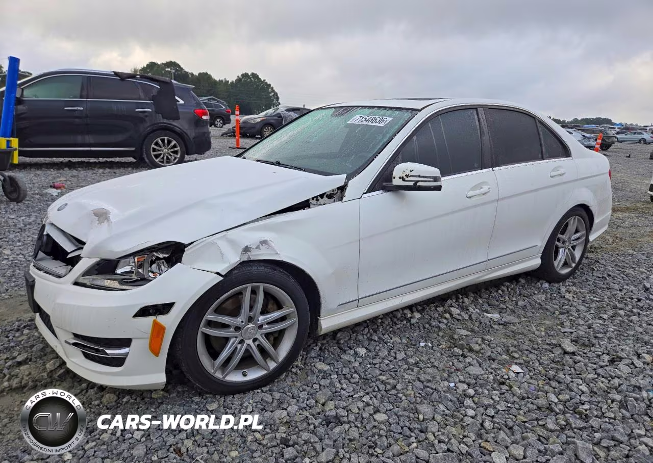 2013 Mercedes-Benz C 300 4Matic VIN:WDDGF8AB6DR244061 - 1