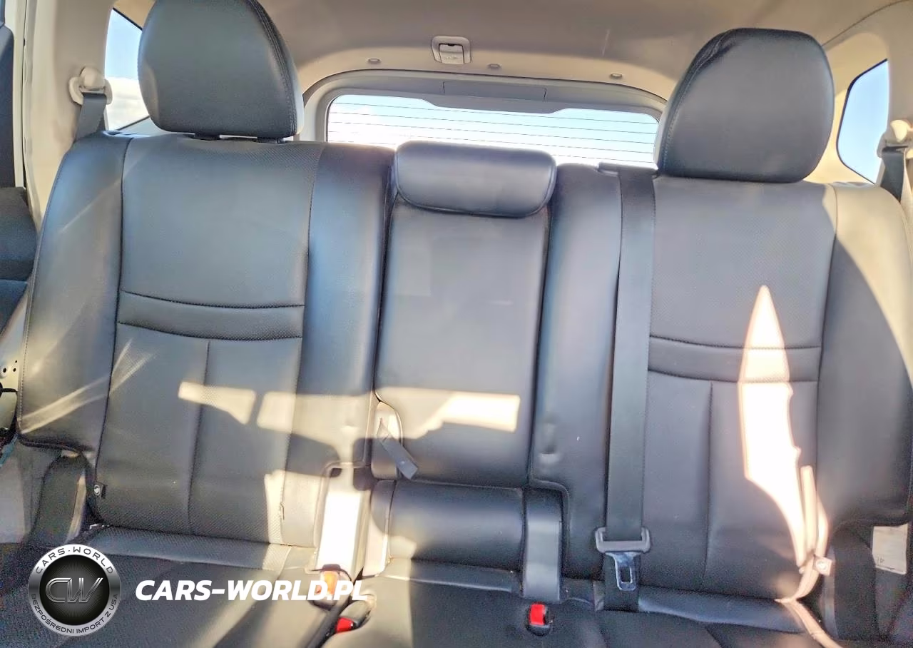 2015 Nissan Rogue Sl VIN:5N1AT2MV2FC904173 - 10