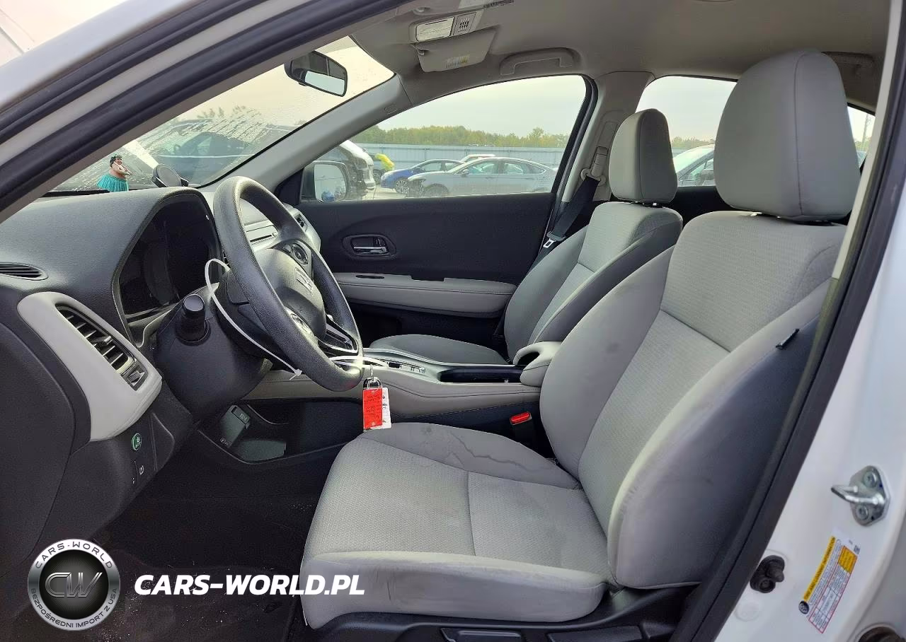 2021 Honda Hr-V Lx VIN:3CZRU6H34MM734473 - 7