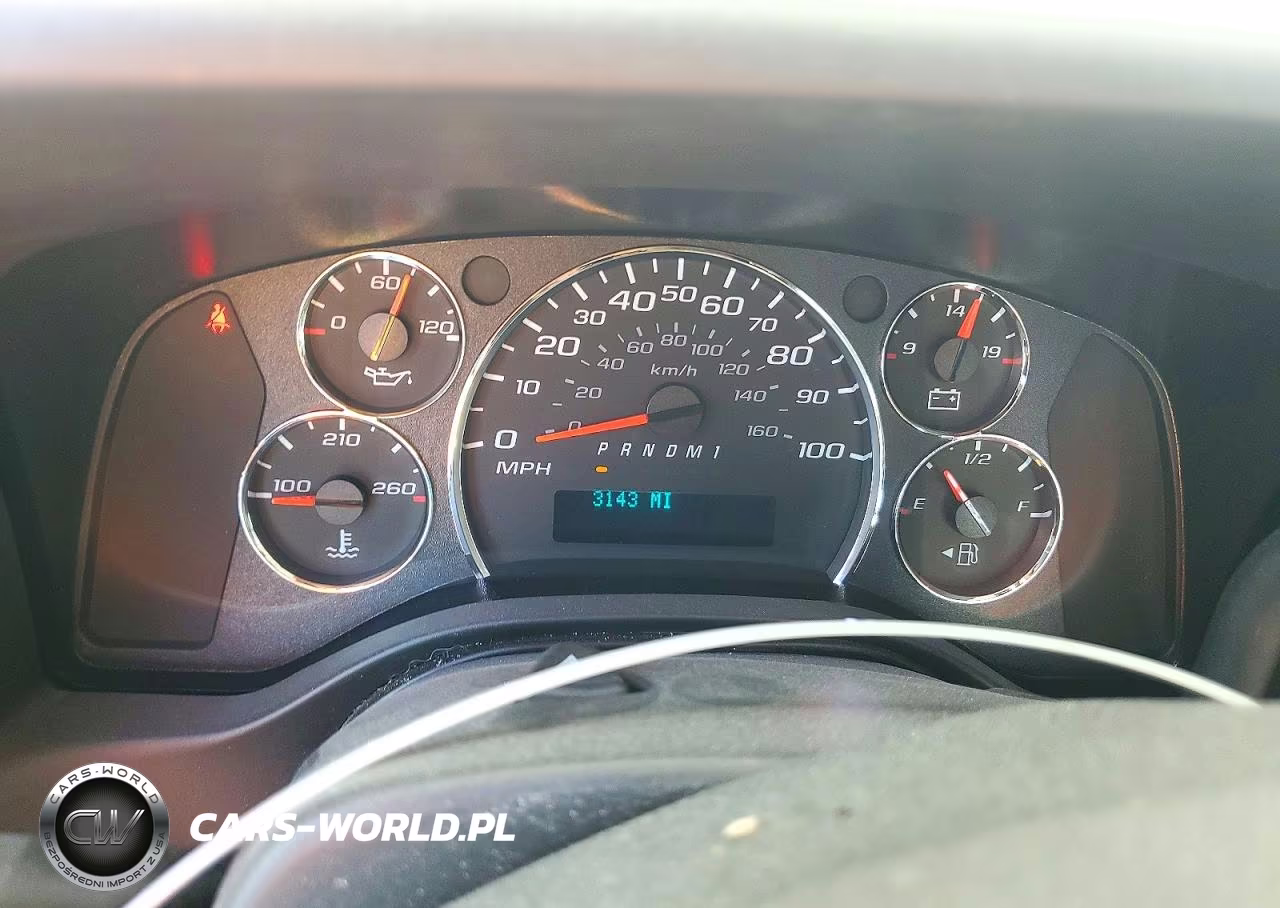 2025 Chevrolet Express 2500 Cargo Delivery Van VIN:1GCWGBFPXS1278049 - 9