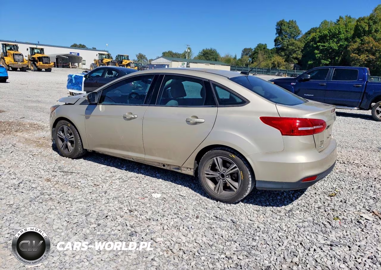 2017 Ford Focus Se VIN:1FADP3FEXHL266076 - 2