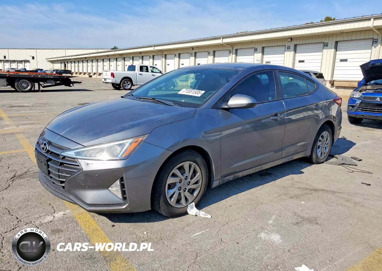 2019 Hyundai Elantra – zdjęcie 1 z 12