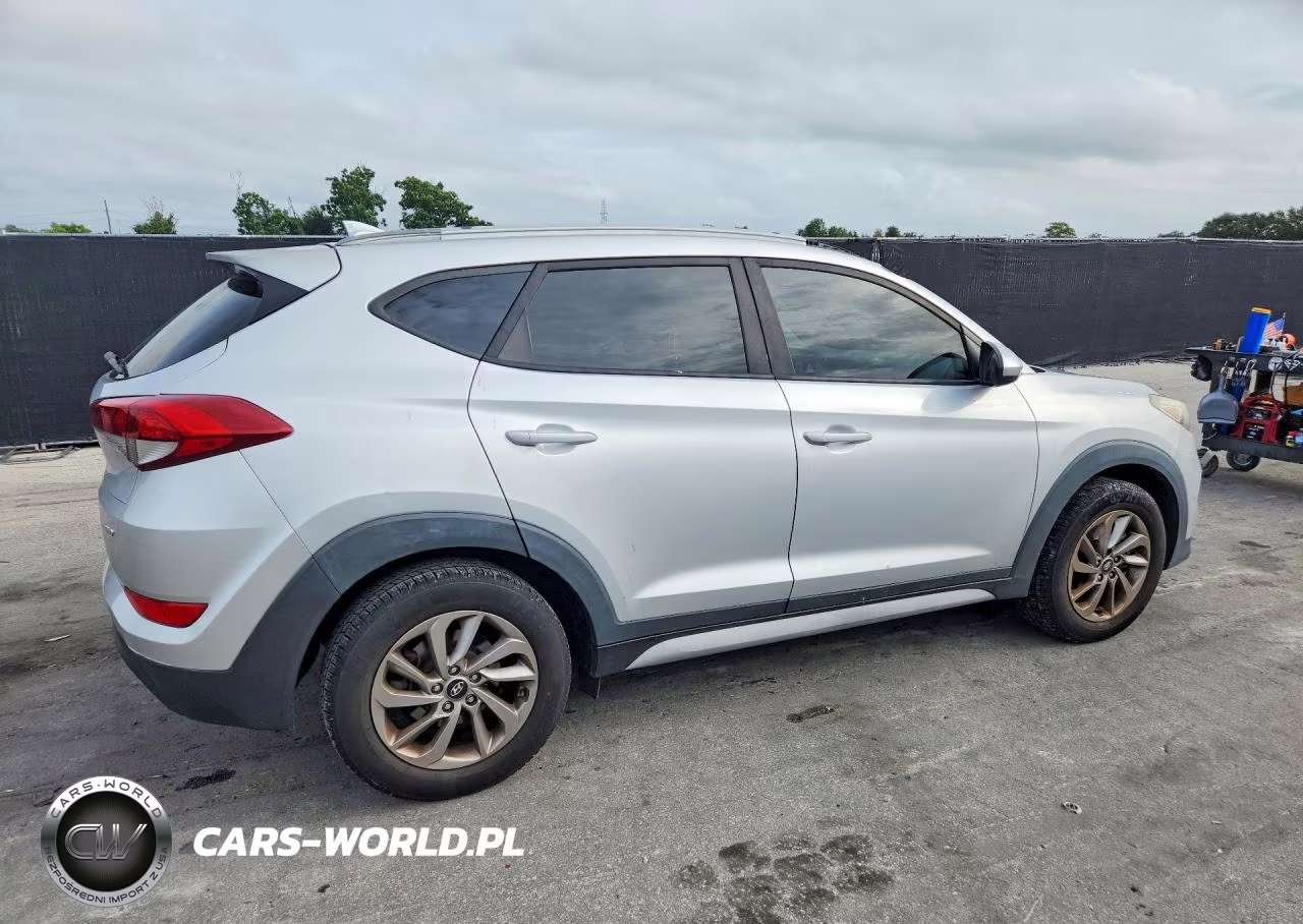 2018 Hyundai Tucson Sel VIN:KM8J3CA42JU698213 - 3