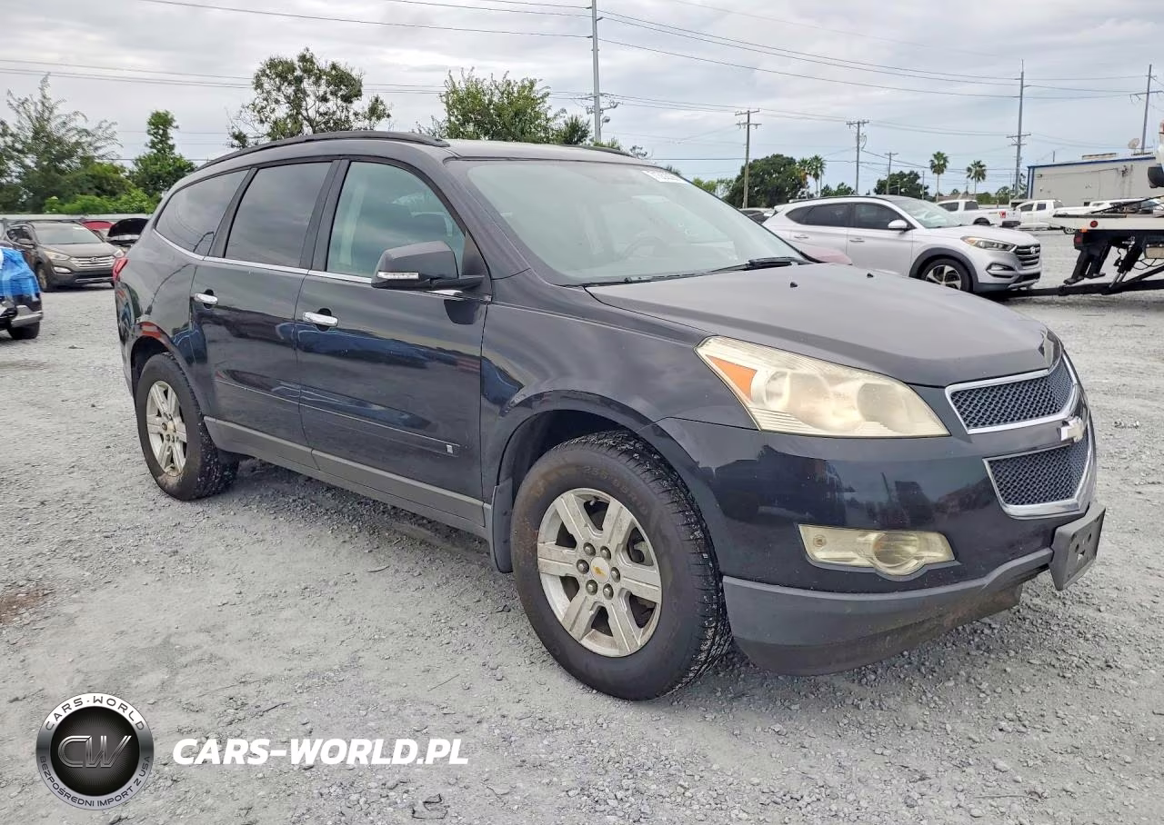 2010 Chevrolet Traverse Lt VIN:1GNLRGED9AS129908 - 4