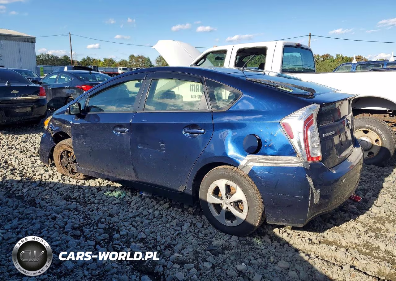 2013 Toyota Prius Two VIN:JTDKN3DUXD1635686 - 2