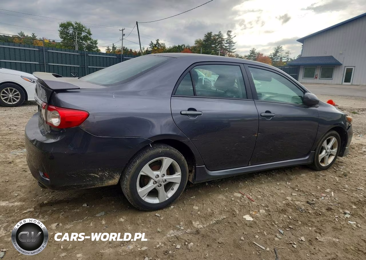 2013 Toyota Corolla S VIN:2T1BU4EE8DC118253 - 3